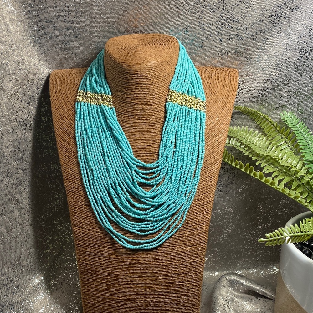 Elegant Turquoise and Gold Beaded Necklace